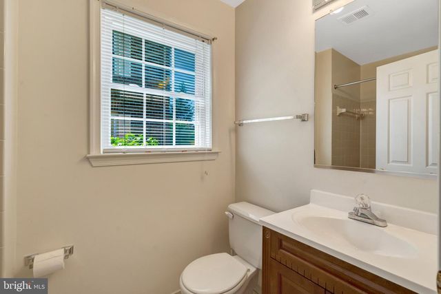 5964 NORHAM DR, Alexandria, VA 22315