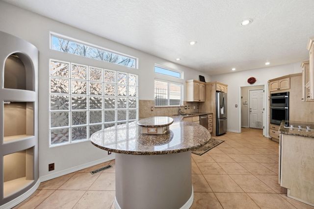 1109 Tony Sanchez Drive SE, Albuquerque, NM 87123