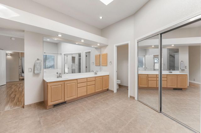 1109 Tony Sanchez Drive SE, Albuquerque, NM 87123