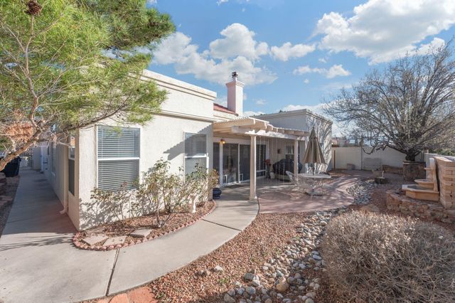 1109 Tony Sanchez Drive SE, Albuquerque, NM 87123