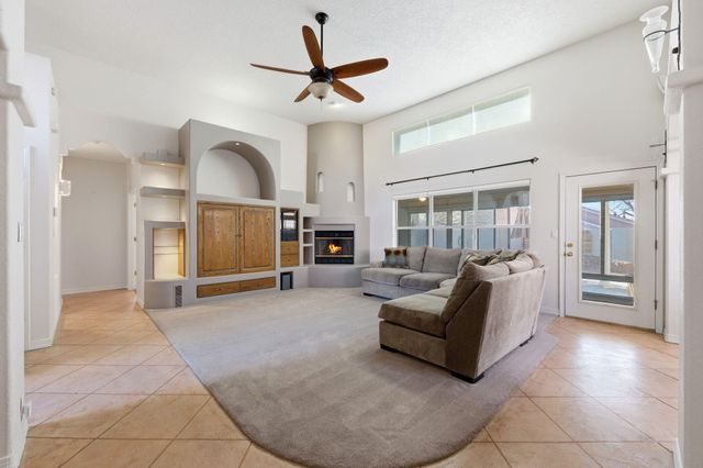 1109 Tony Sanchez Drive SE, Albuquerque, NM 87123