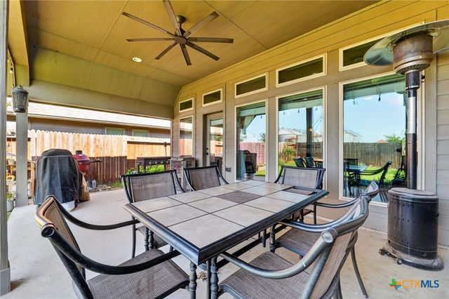 1925 Field Brook, Seguin, TX 78155