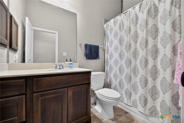 1925 Field Brook, Seguin, TX 78155
