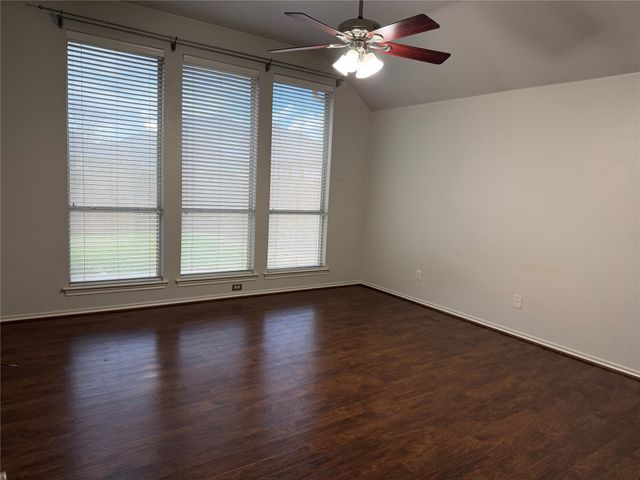 8617 Shadow Trace Drive, Fort Worth, TX 76244