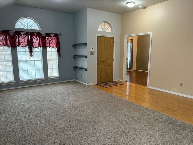 8617 Shadow Trace Drive, Fort Worth, TX 76244