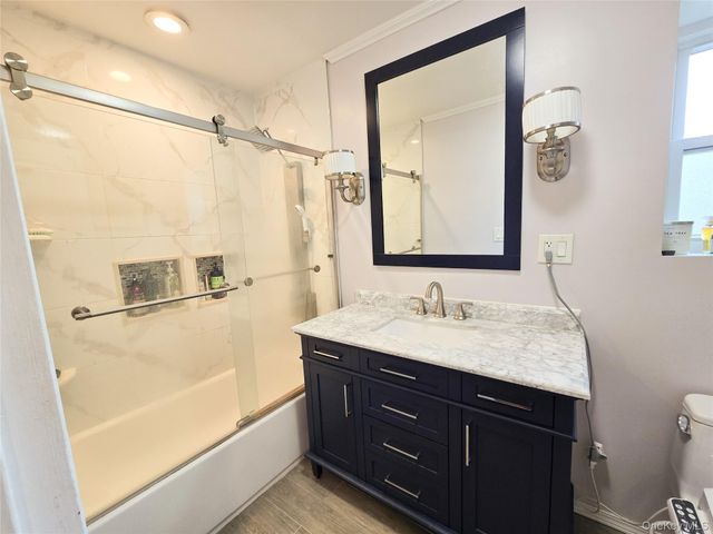 241-11 52nd Avenue, Douglaston, NY 11362