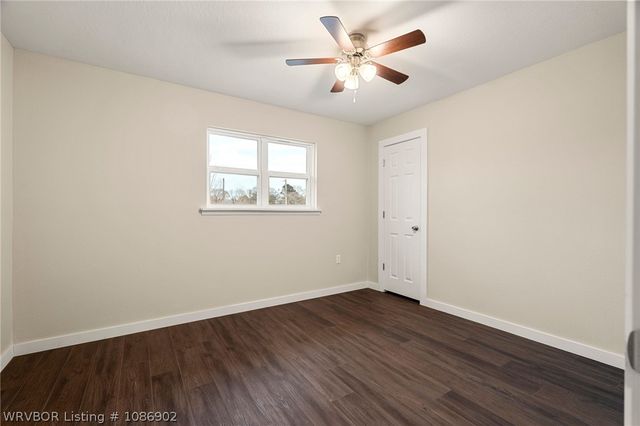 101 N Brook Street, Gans, OK 74936