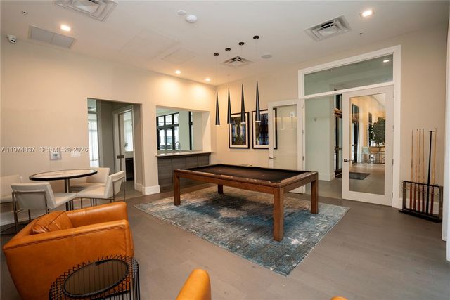 4700 NW 84th Ave 16, Doral, FL 33166