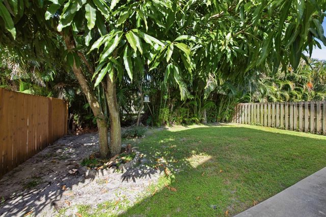 8021 Stirrup Cay Court, Boynton Beach, FL 33436