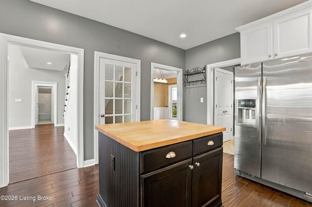 230 Peach Orchard Cir, Fisherville, KY 40023