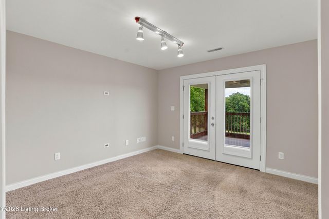 230 Peach Orchard Cir, Fisherville, KY 40023