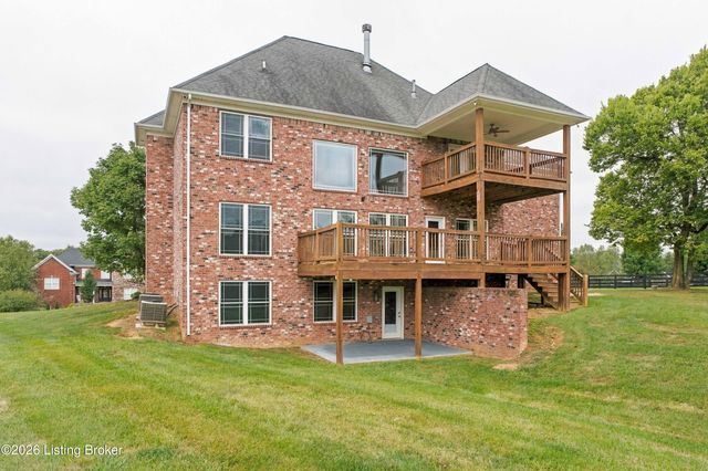 230 Peach Orchard Cir, Fisherville, KY 40023