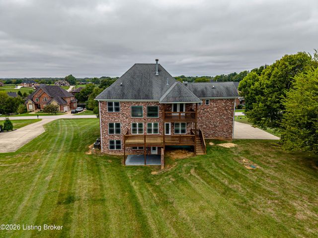 230 Peach Orchard Cir, Fisherville, KY 40023