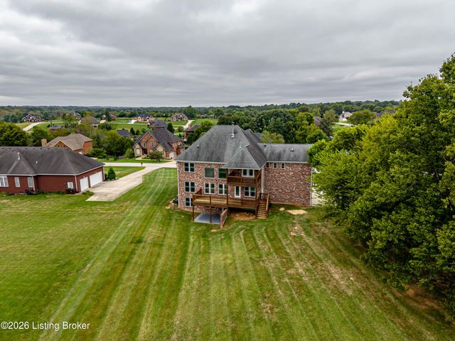 230 Peach Orchard Cir, Fisherville, KY 40023