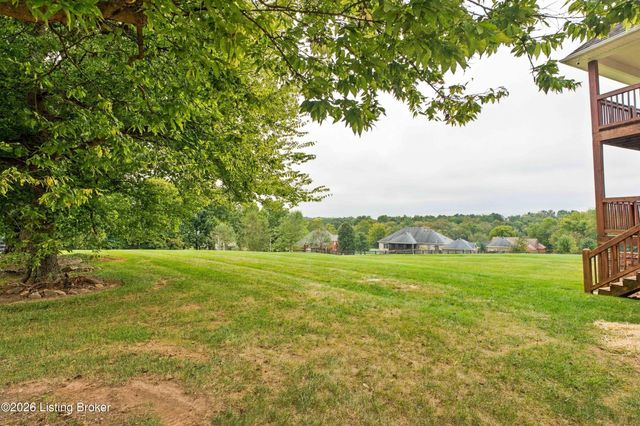 230 Peach Orchard Cir, Fisherville, KY 40023