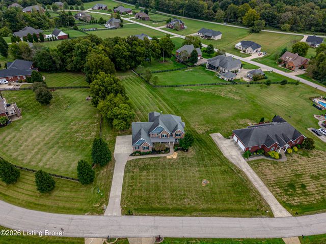 230 Peach Orchard Cir, Fisherville, KY 40023