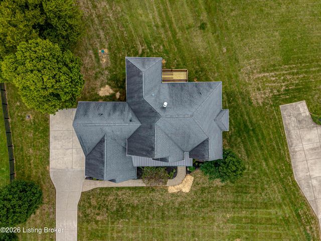 230 Peach Orchard Cir, Fisherville, KY 40023