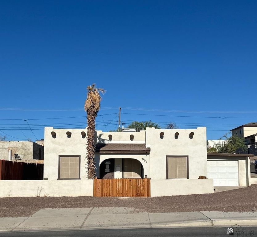 902 S 1 AVE, Yuma, AZ 85364