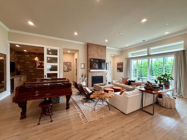12008 Armandi Way, Rancho Cordova, CA 95742