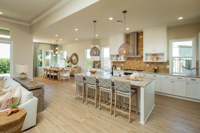 12008 Armandi Way, Rancho Cordova, CA 95742