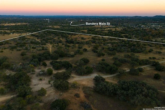 740 Optimist Way, Bandera, TX 78003