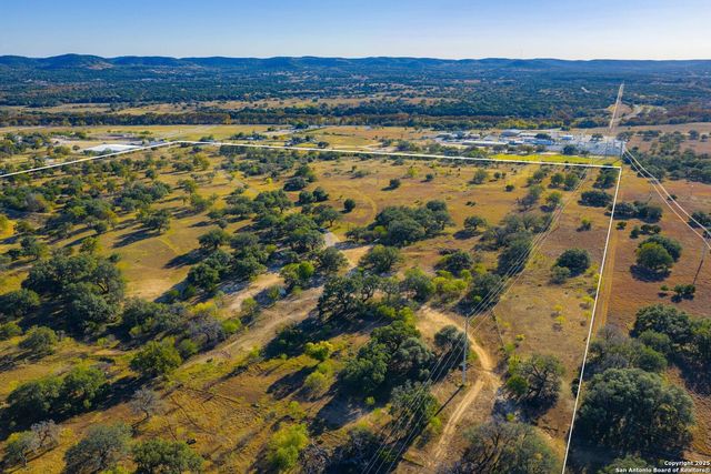 740 Optimist Way, Bandera, TX 78003