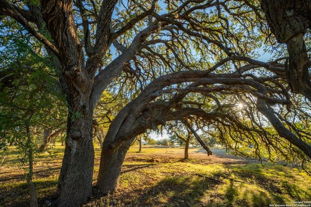 740 Optimist Way, Bandera, TX 78003