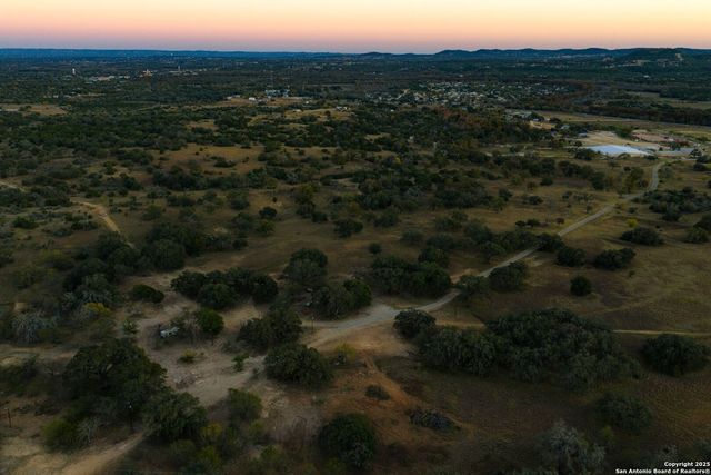 740 Optimist Way, Bandera, TX 78003