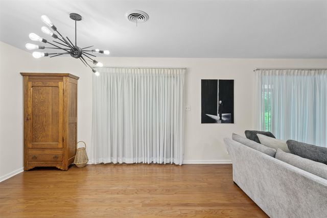 3215 Curtis Drive, Tyler, TX 75701