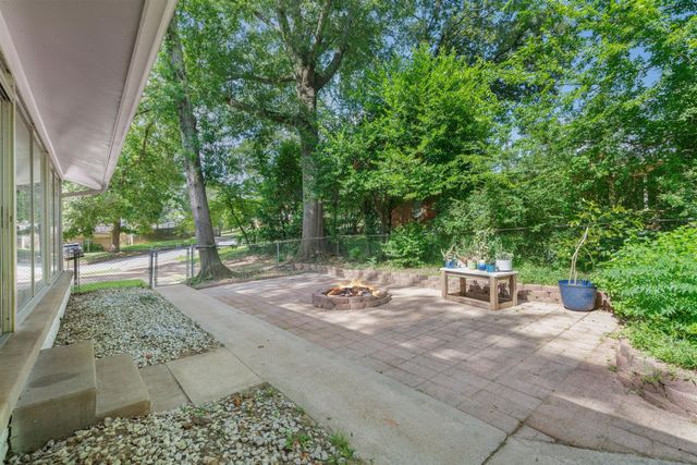 3215 Curtis Drive, Tyler, TX 75701