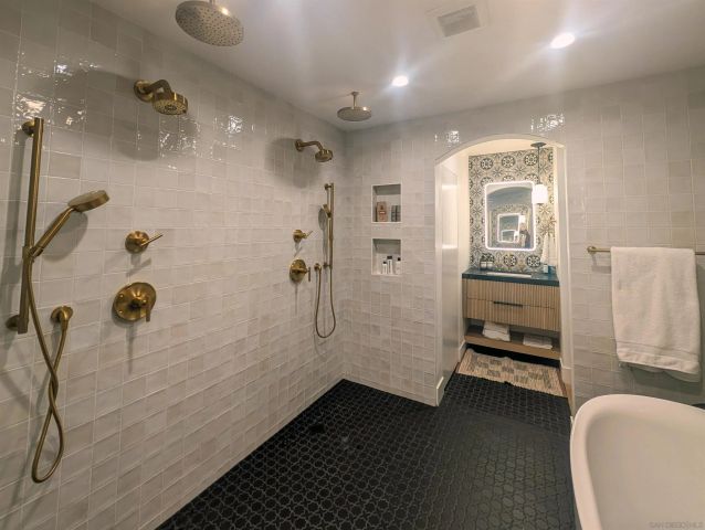 359 Wimbledon Drive, Rancho Mirage, CA 92270