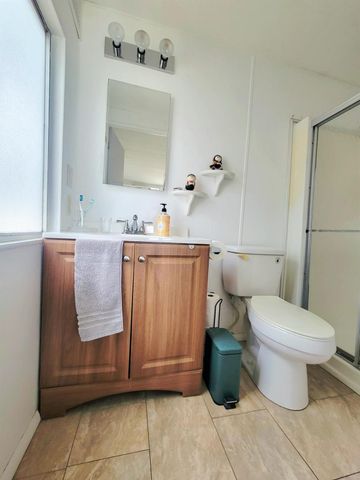 12 La Costa Lane, Port St Lucie, FL 34952