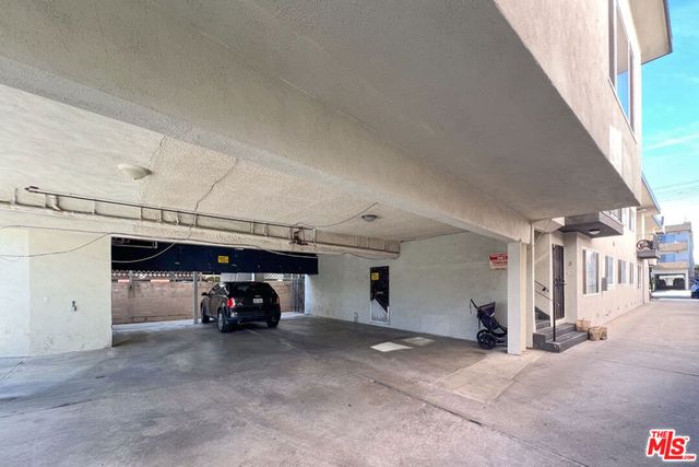 3126 S Canfield Avenue, Los Angeles, CA 90034