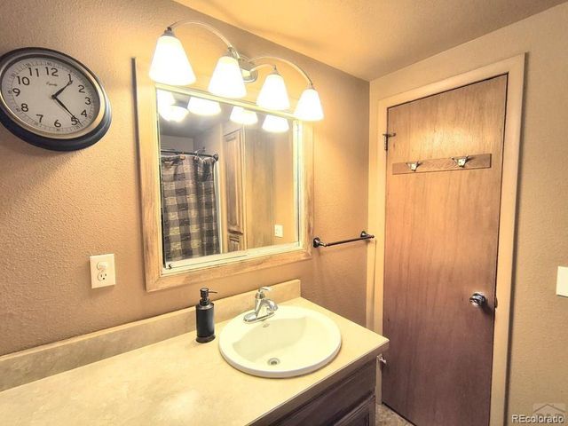 8285 Park Rd, Rye, CO 81069