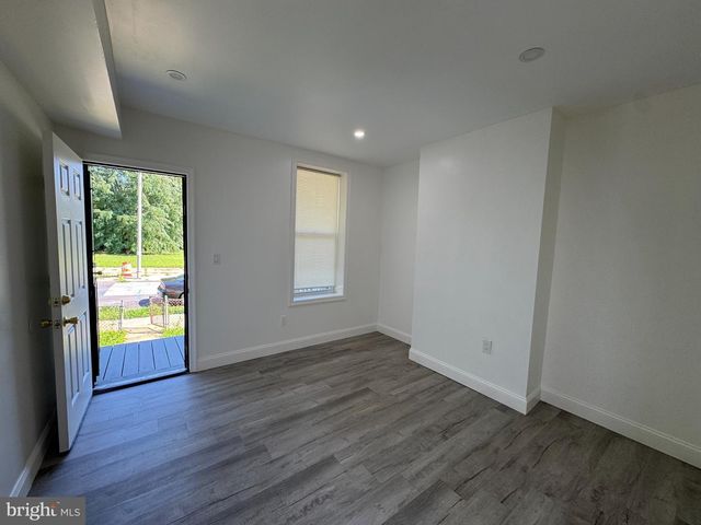 2861 W LANVALE ST, Baltimore, MD 21216