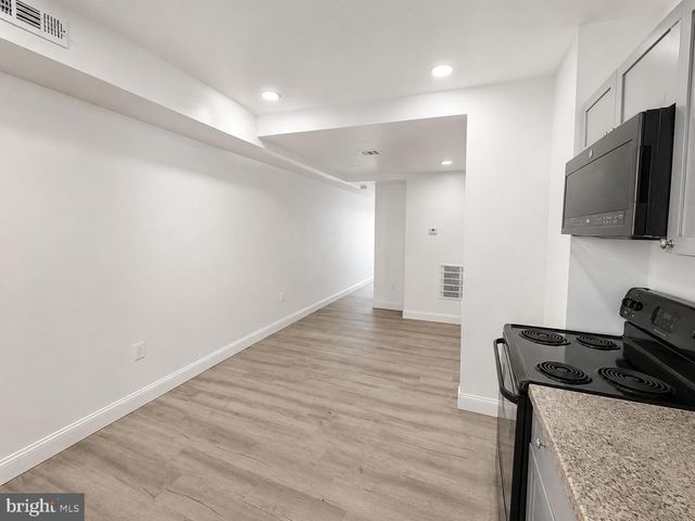 2861 W LANVALE ST, Baltimore, MD 21216