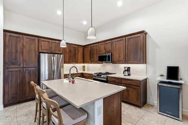 2428 E Lost Ranch Trail, Green Valley, AZ 85614