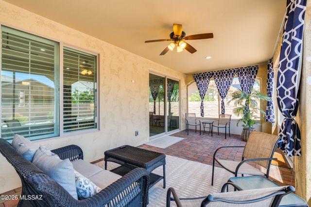 2428 E Lost Ranch Trail, Green Valley, AZ 85614