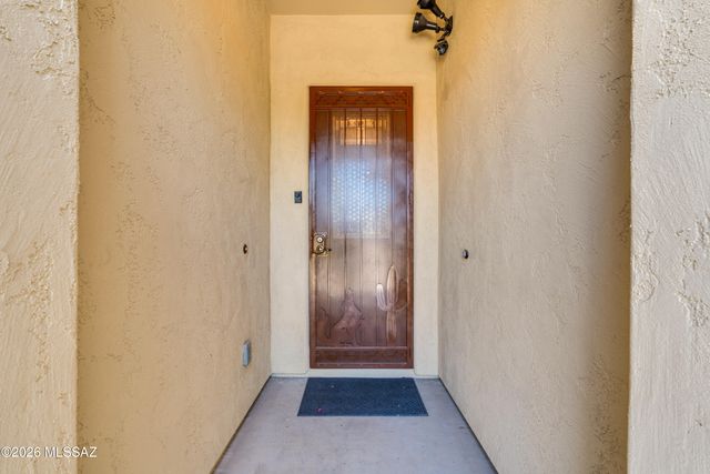 2428 E Lost Ranch Trail, Green Valley, AZ 85614