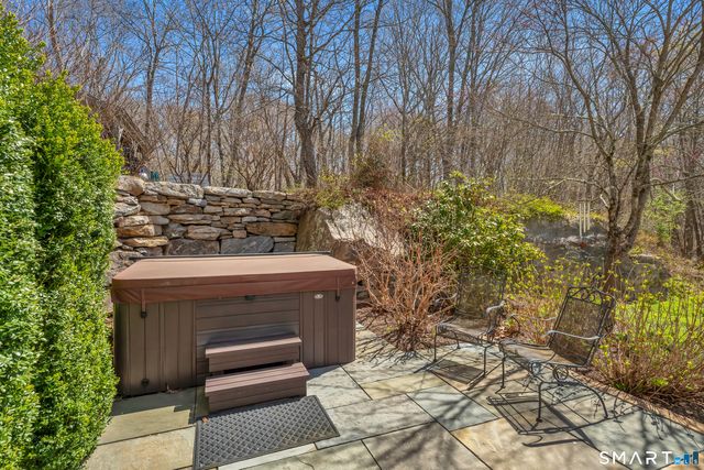 212 Flanders Road, Stonington, CT 06378