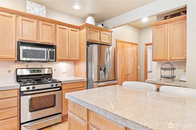 5643 Old Settler Drive, Ferndale, WA 98248