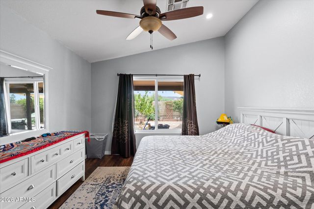 4052 W VILLA LINDA Drive, Glendale, AZ 85310