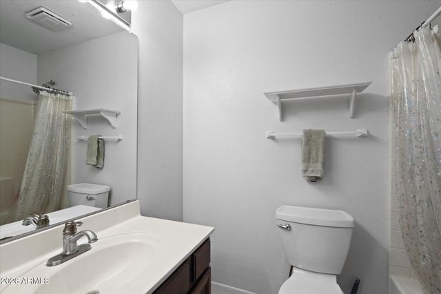 4052 W VILLA LINDA Drive, Glendale, AZ 85310