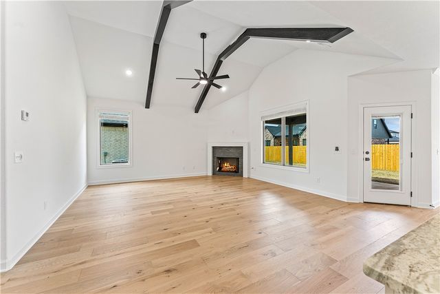 1502 Crystal Clear Lane, Cave Springs, AR 72718