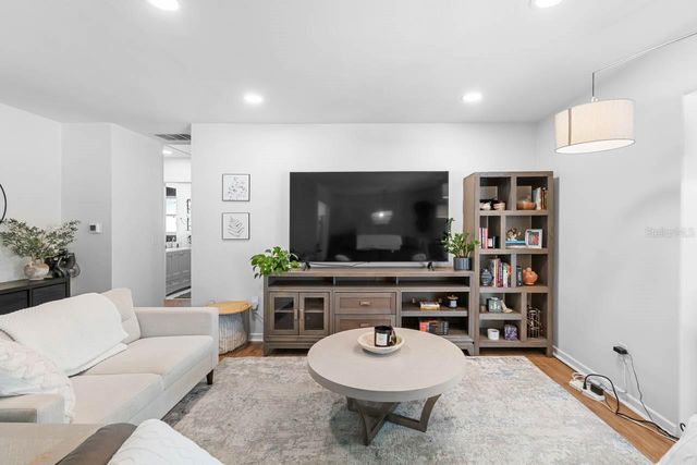 3723 ORCHARD GROVE LANE, Largo, FL 33770