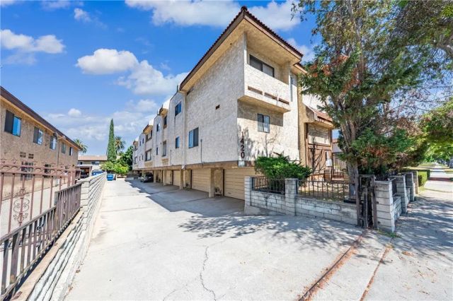 1420 S 5th Street E, Alhambra, CA 91803