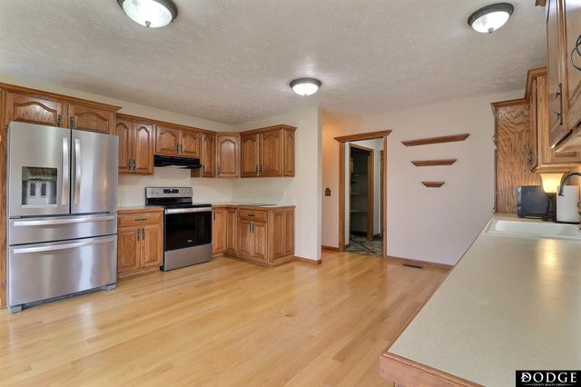 2425 E 16 Street, Fremont, NE 68025