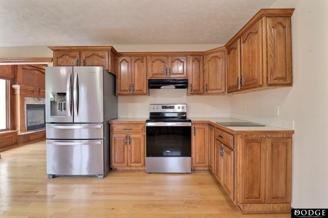 2425 E 16 Street, Fremont, NE 68025