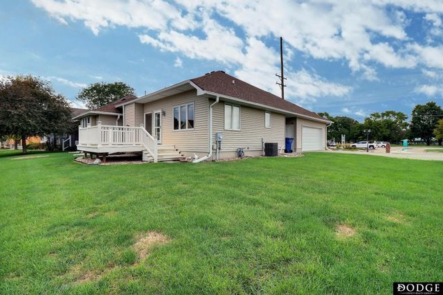 2425 E 16 Street, Fremont, NE 68025