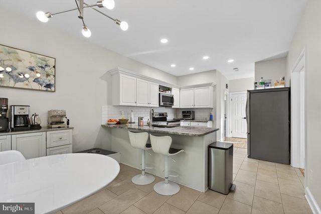 1307 CIRCLE DR, West Chester, PA 19382